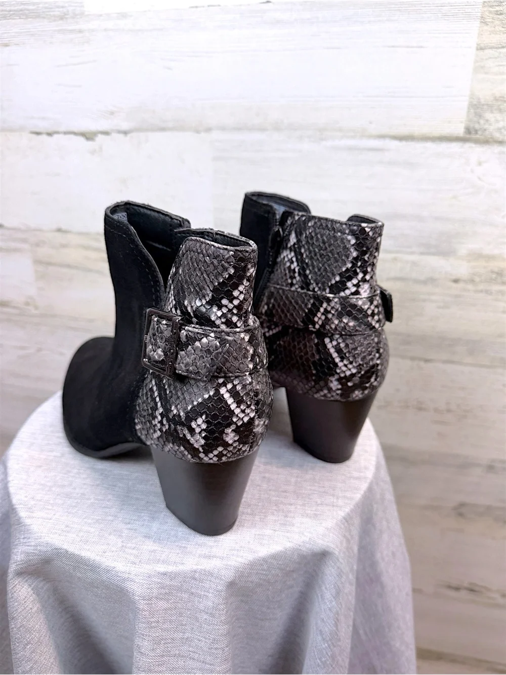 Vionic Naomi Snake Print Suede Ankle Booties Black Gray Buckle Comfort Heel 7